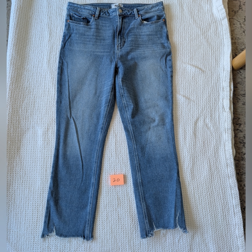 Paige Cindy Straight Jeans // Medium Wash